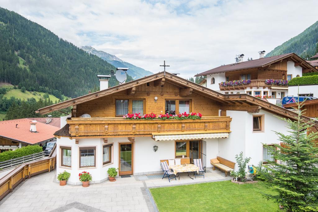 Haus Gleinser - Neustift Im Stubaital Eksteriør billede